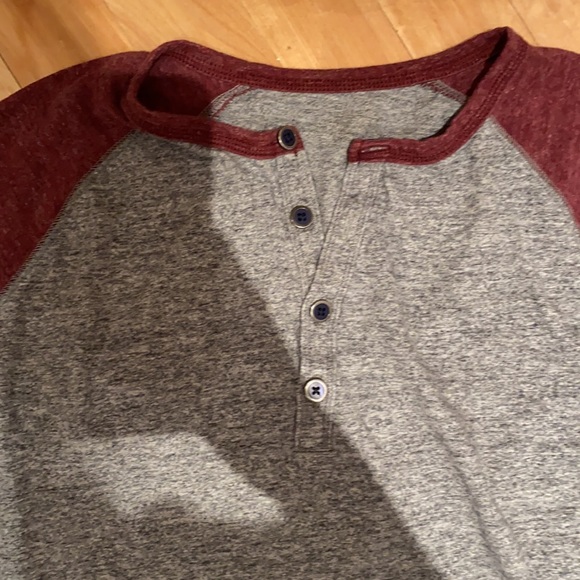 Grey and burgundy Henley top - Picture 2 of 3